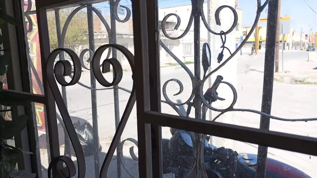 Vecinos se protegen de los robos