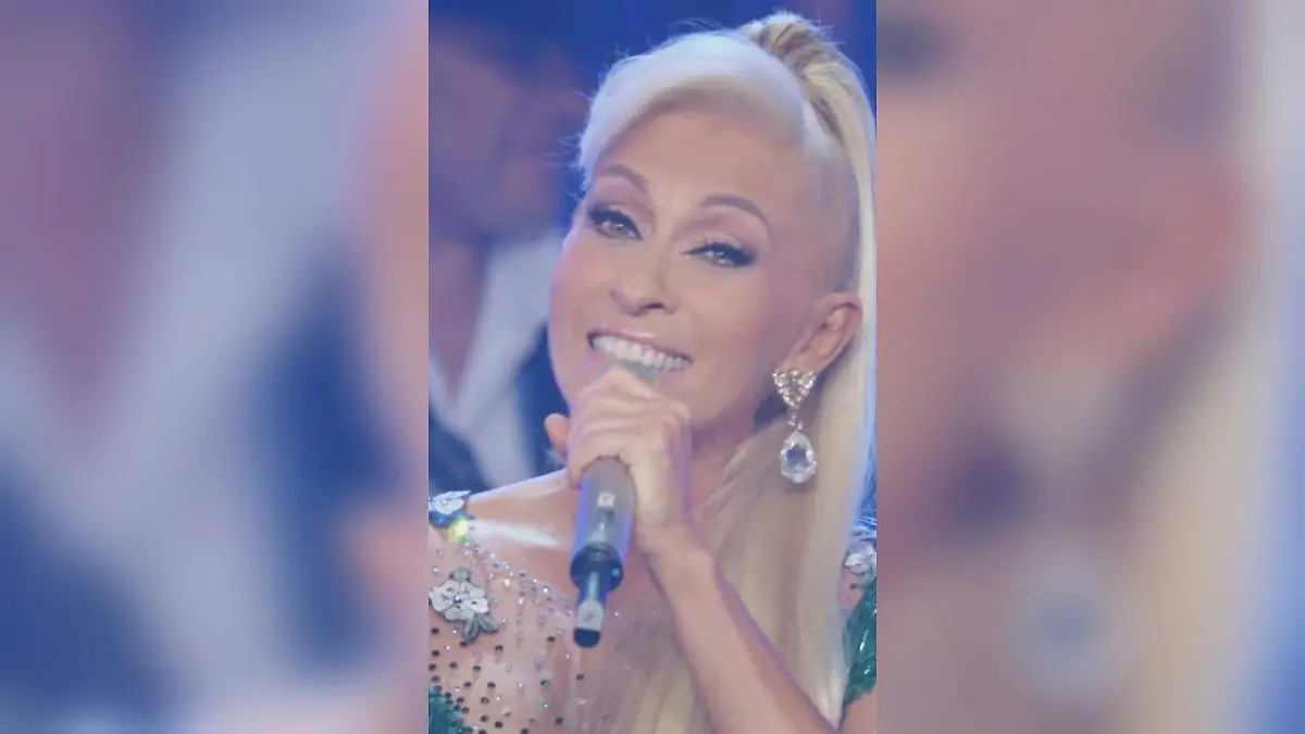 Yuri en concierto en El Paso