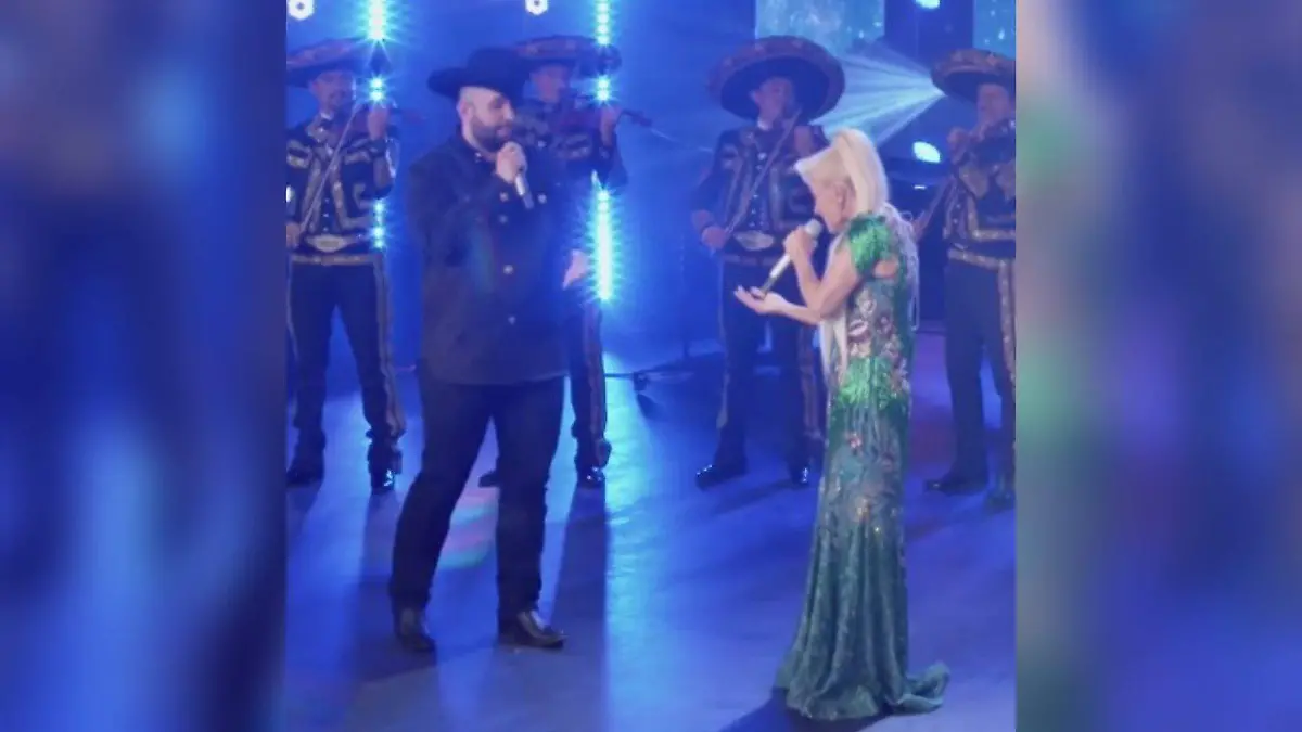 Yuri en concierto en El Paso