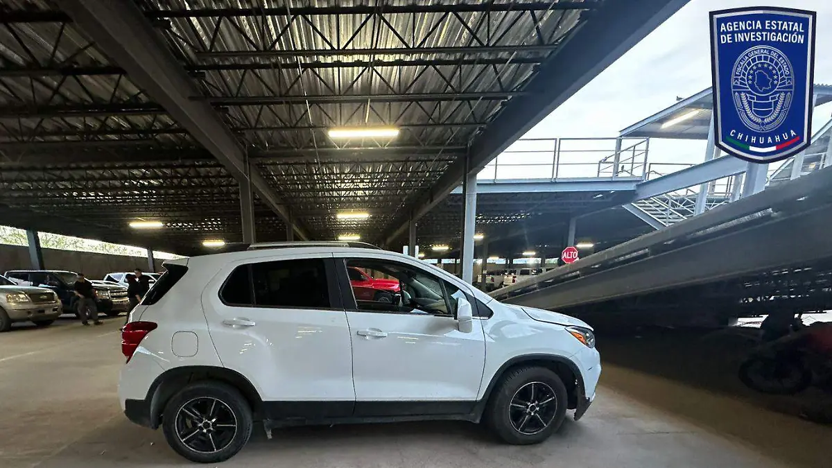 Detienen a 3 con droga