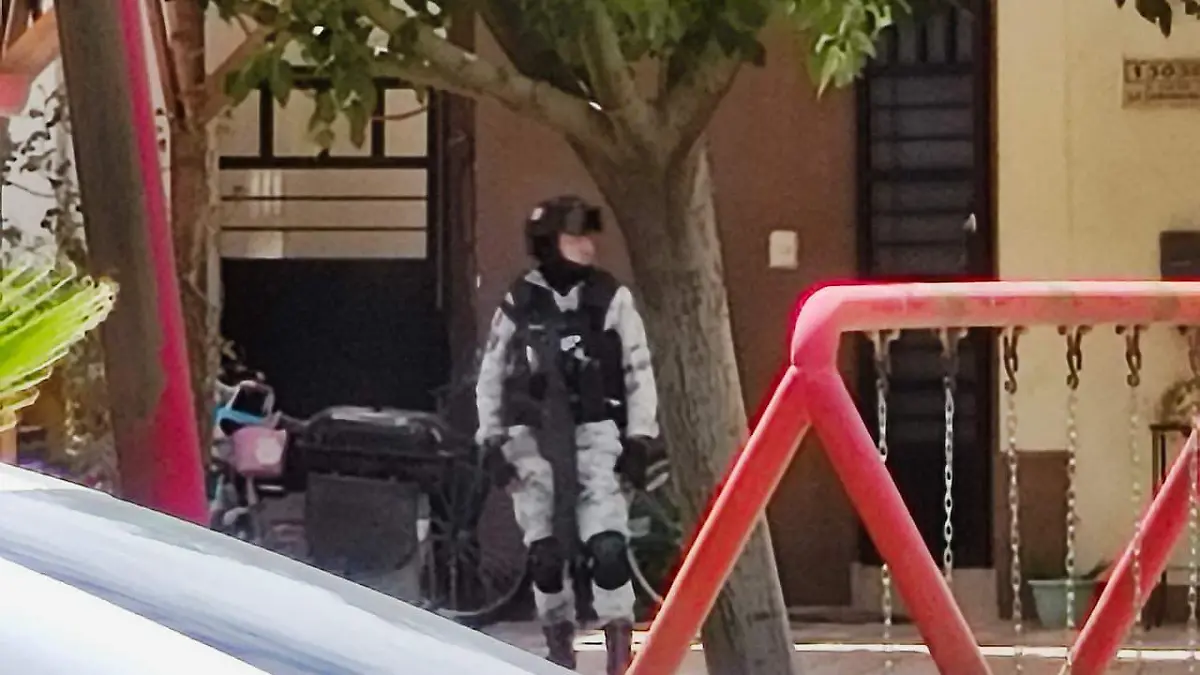 Catean vivienda vinculada a presunto líder criminal ejecutado en Ciudad Juárez