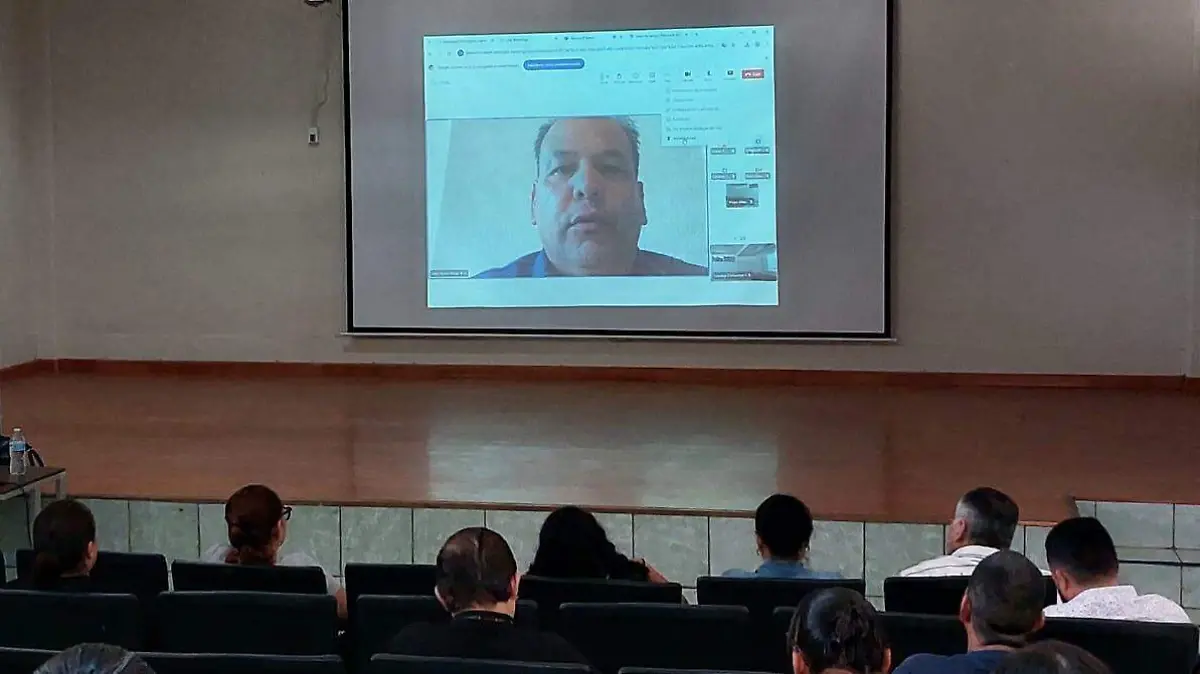 Más de 500 familias participan en Escuela para Padres de CONALEP, con amplia respuesta en Ciudad Juárez