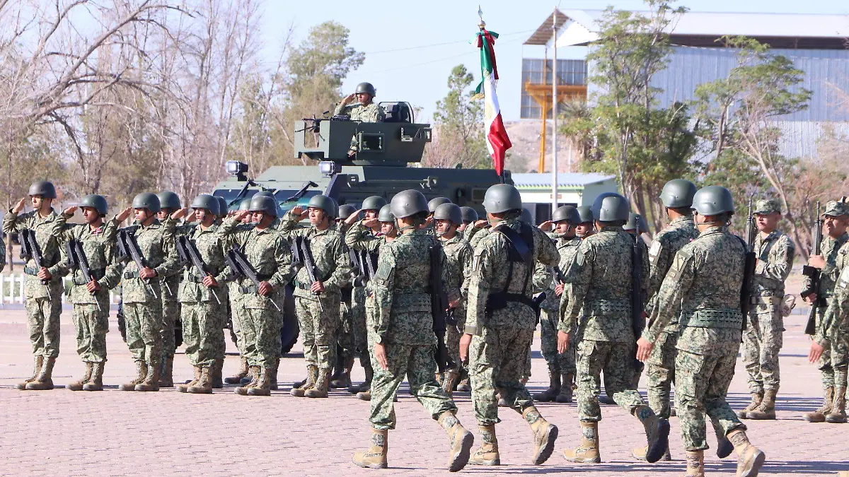 Ceremonia de recibimiento de nuevos mandos en la Guarnición militar en cd Juárez.