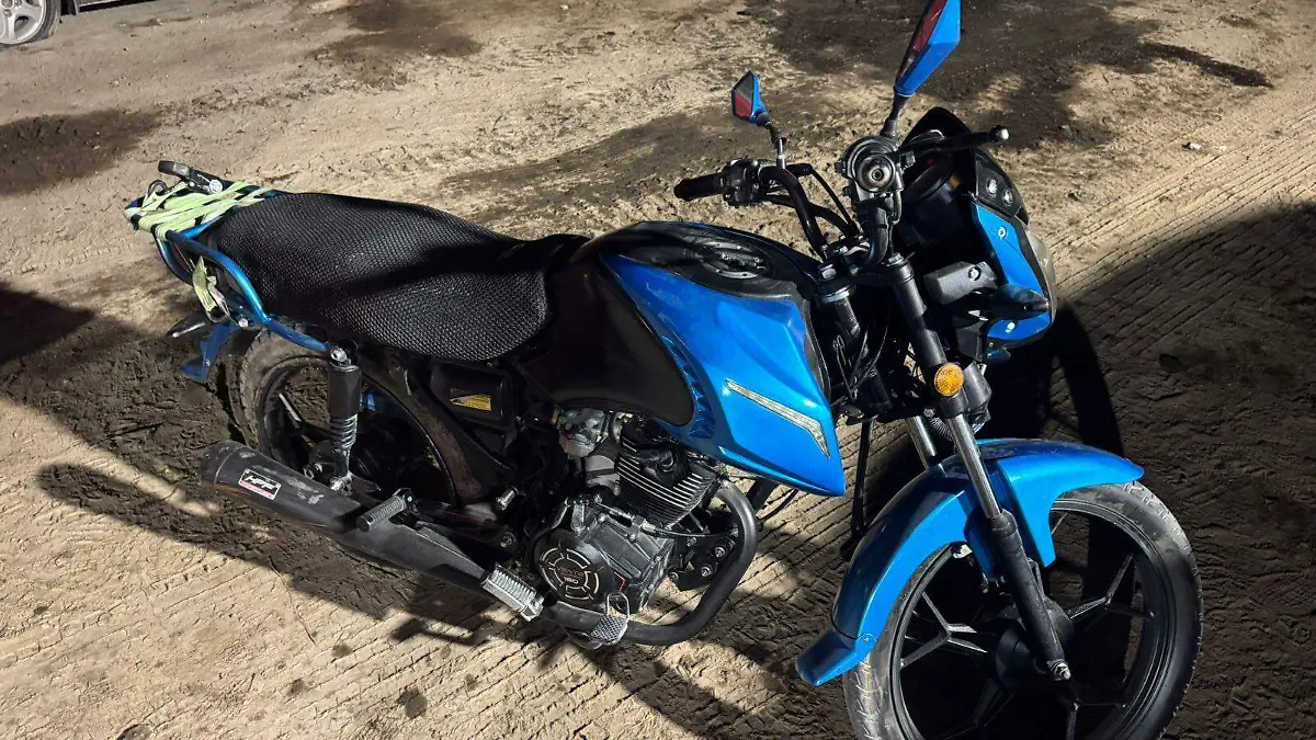 Detienen a motociclista con vehículo robado tras circular a exceso de velocidad en la colonia Terrenos Nacionales