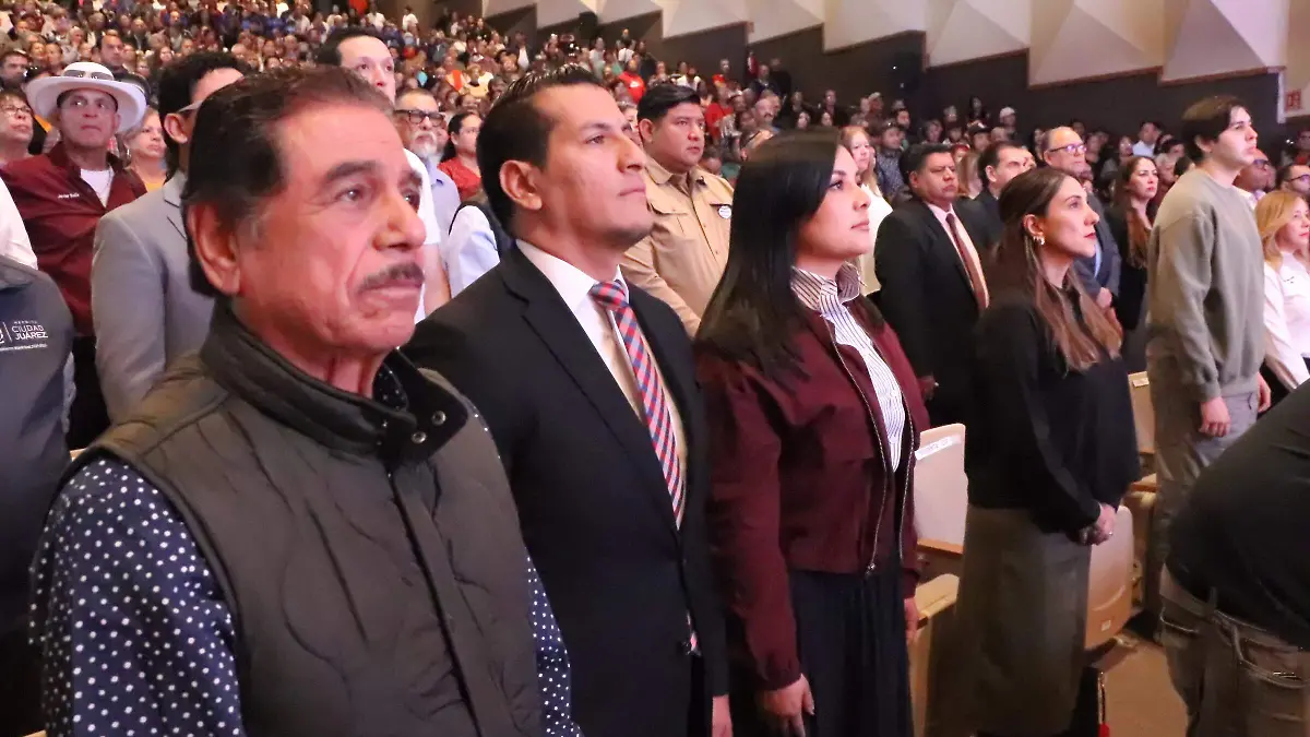 1er informe de actividades de la Regidora Mary Urrutia en las instalaciones de el auditorio Benito Juárez