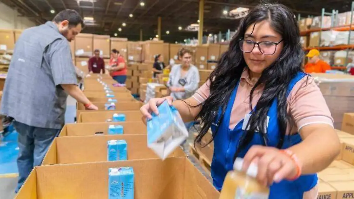 Foto Facebook  ElPasoansFightingHunger