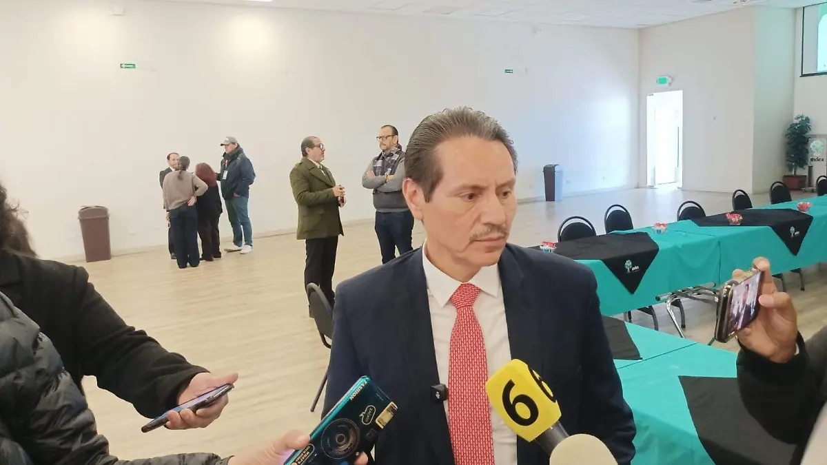 Se reúne secretario de Hacienda con representantes del CCE