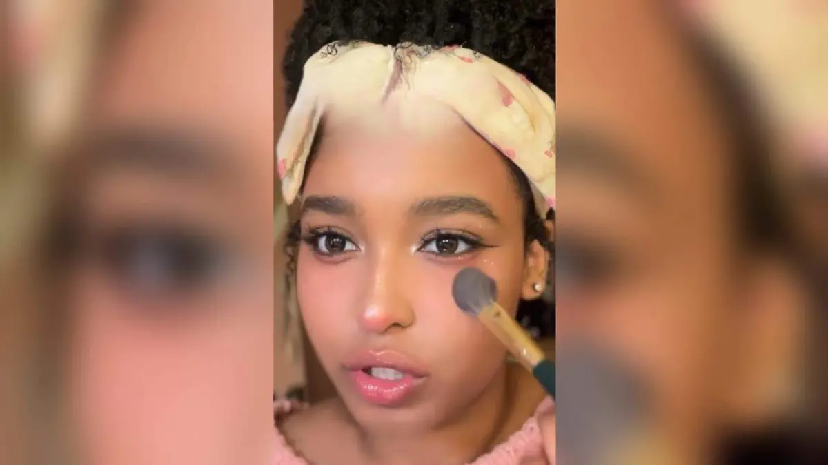 Maquillaje Under eye blush