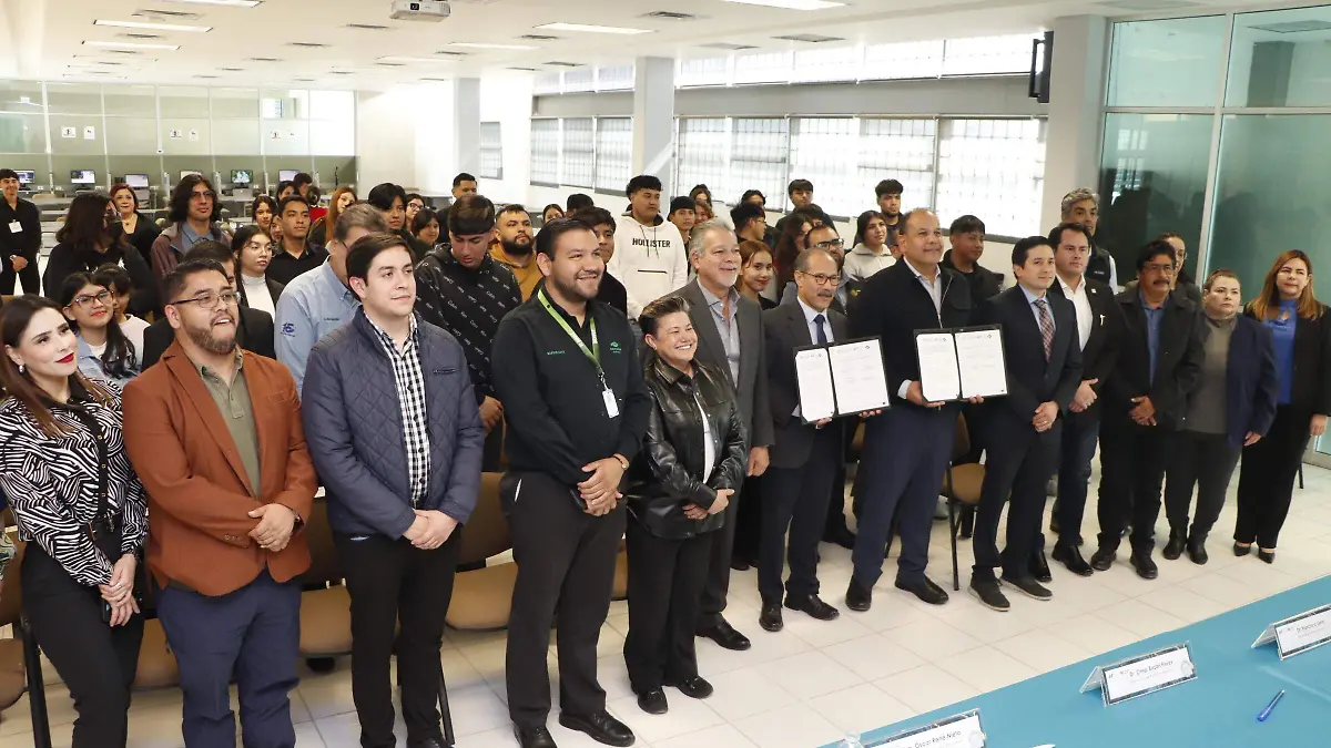 Firman UTPN y CONALEP convenio de colaboración academica  y científica 
Para los jóvenes que estan estudiando y continuan sus aspiraciones por la tecnologia y las carreras que ofrece el UTPN.