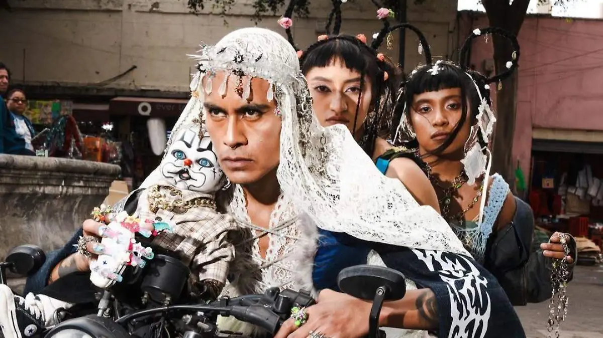 Procesión meximalista