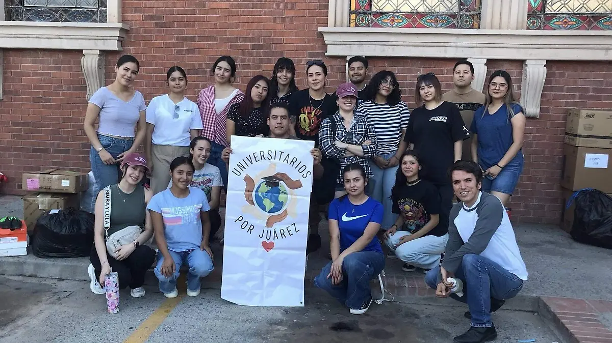 Univesitarios acción altruista