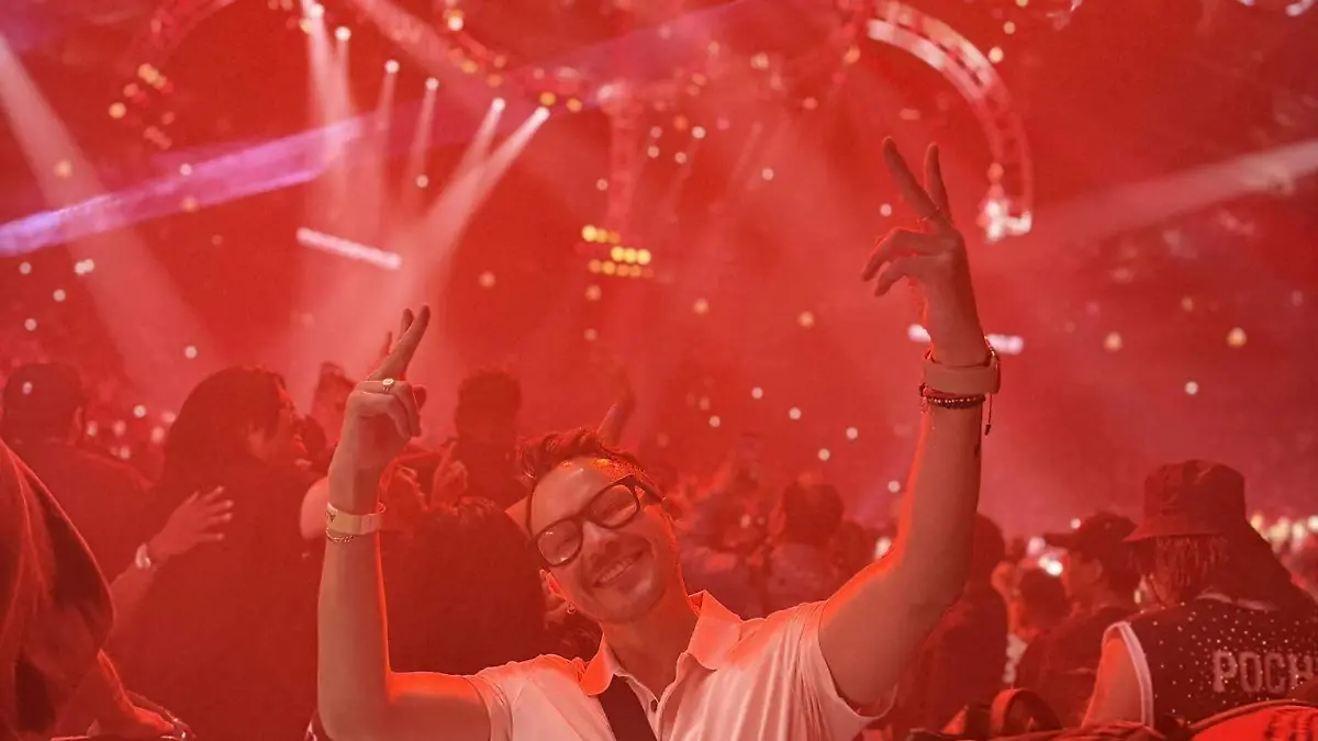 chris mc valenz en el ring royale