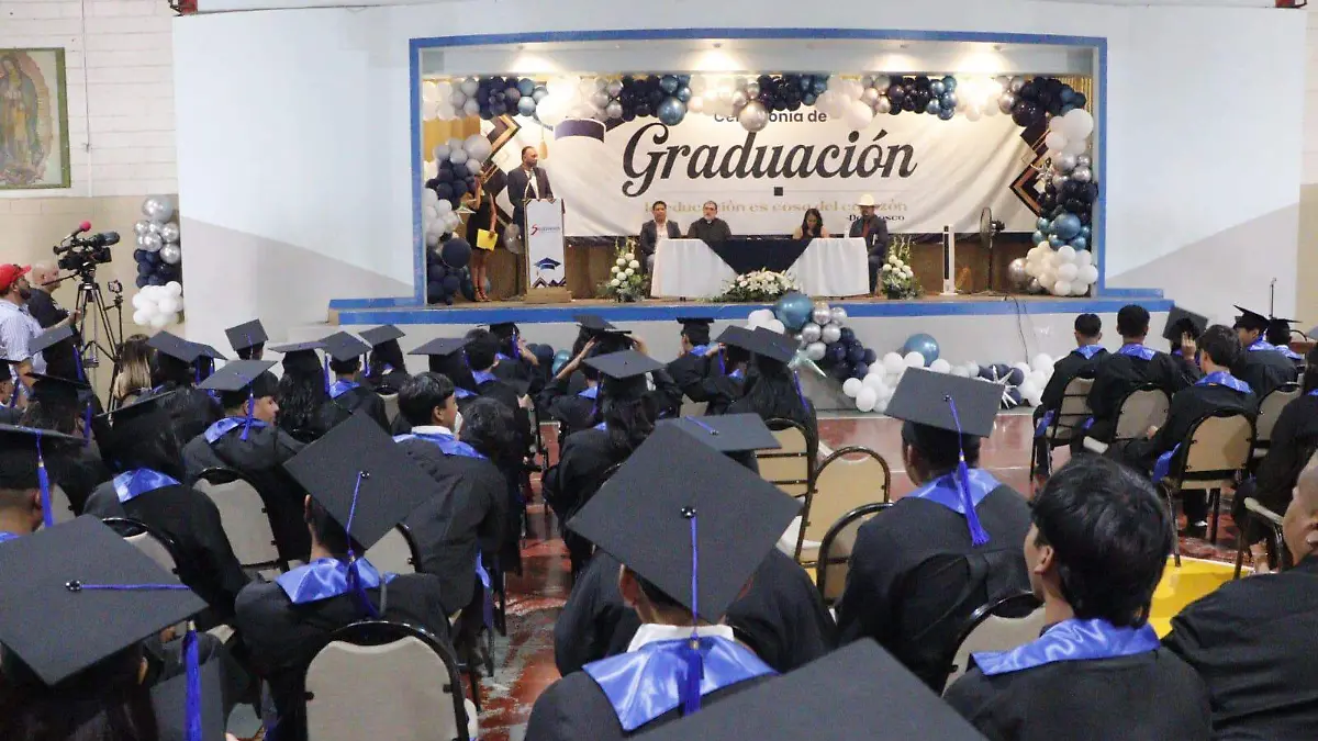 Graduación Salesiana 1