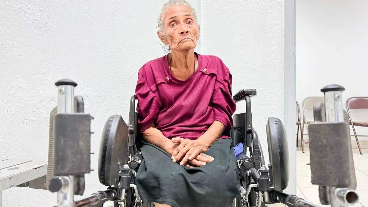 369520