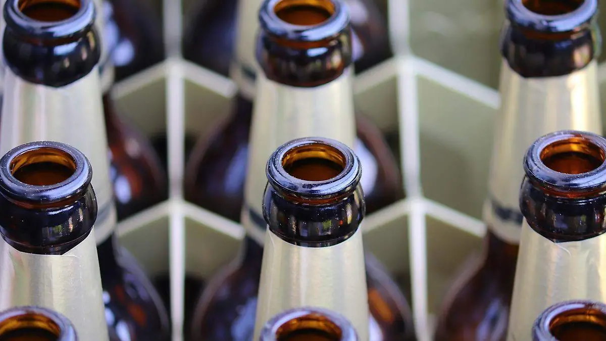 beer-bottles-5151136_1280