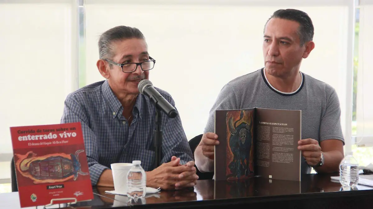 Presenta el escritor Ángel Vega libro que narra la historia Ali Ben Hurr, el faquir que fue enterrado vivo en Villahermosa