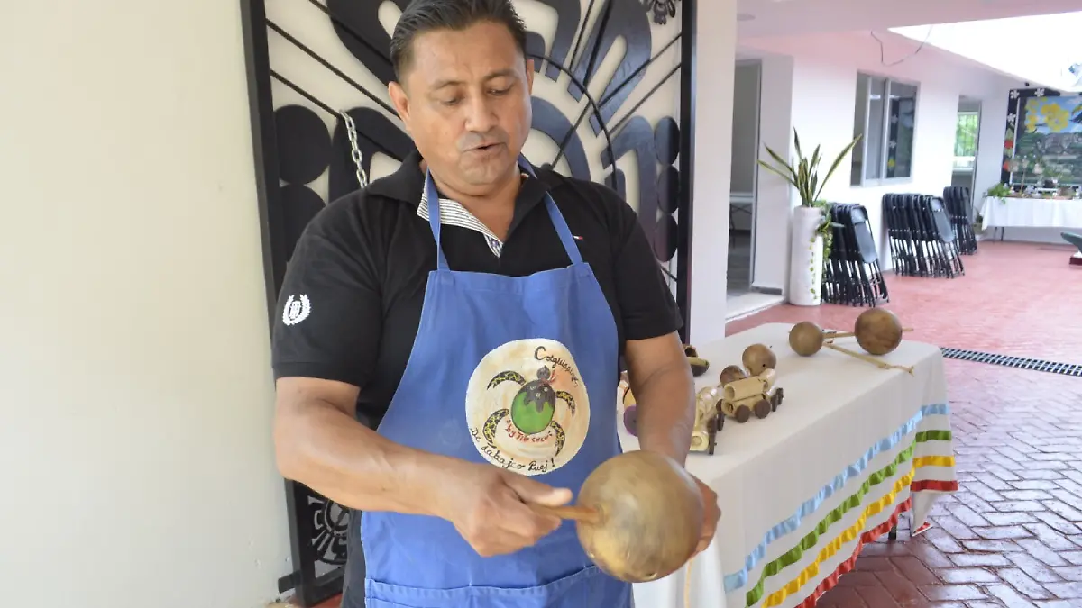 Tito coco artesano tabasqueño