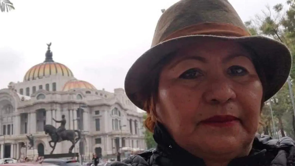 María-Del-Carmen-Poetisa