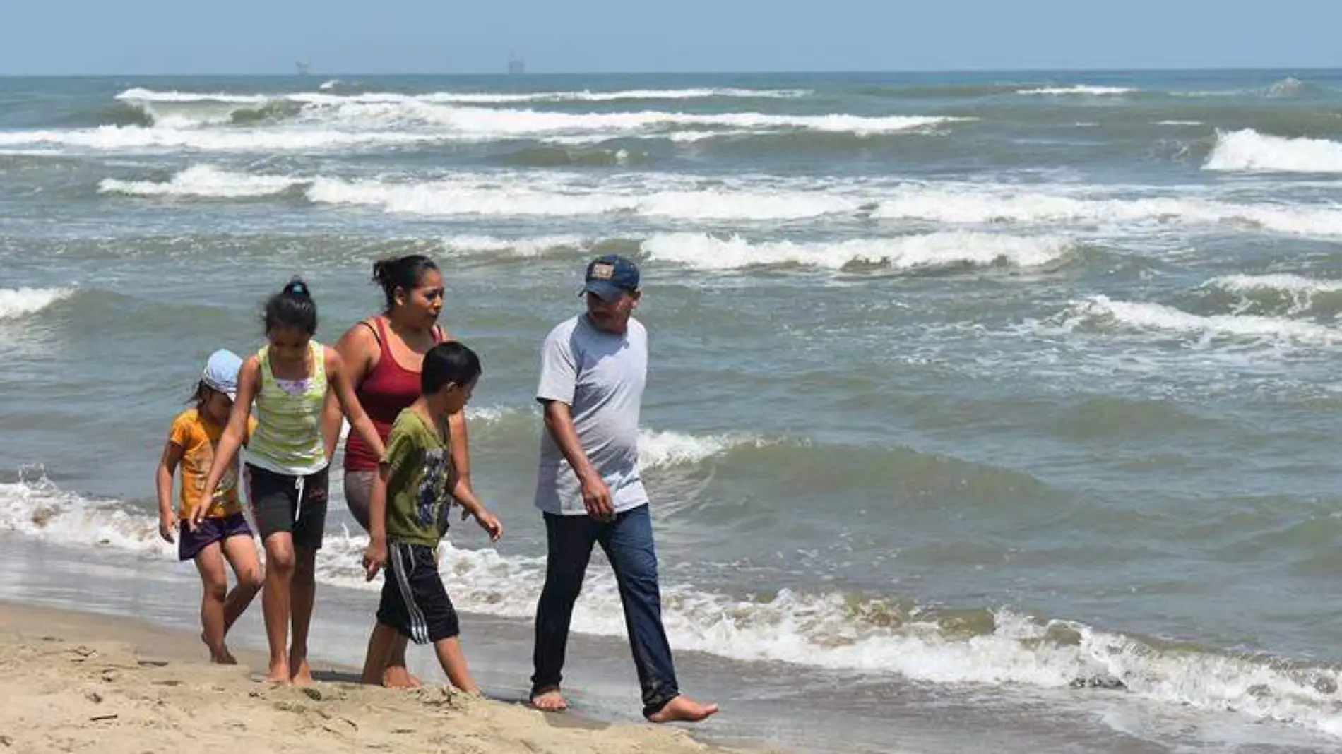 Marea-Roja-Playa-Tabasco