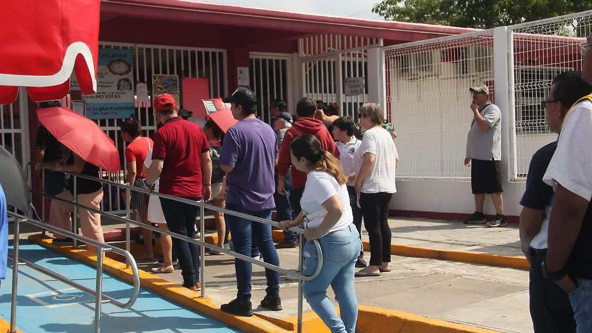 Regreso-Clases-Padres-Familia copia