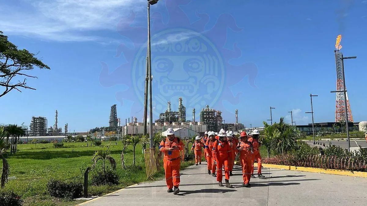 Fuga-Paraíso-Refinería