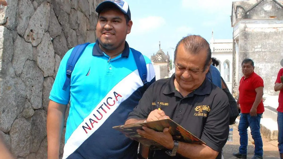 Eugenio-Flores-En-Villahermosa