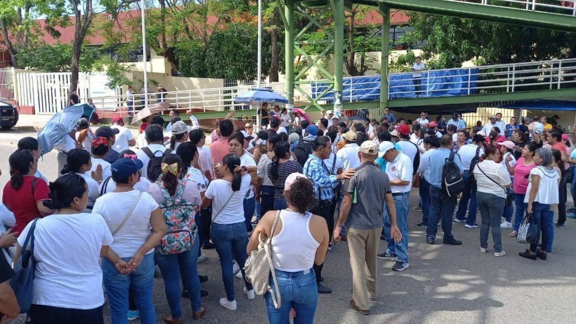 maestros-snte-bloqueo-tabasco