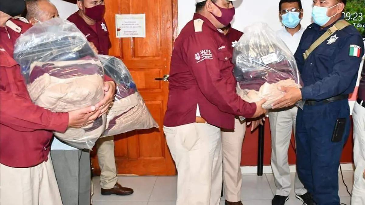 ae19cd17-8707-43db-8735-d3d8cbcd5193