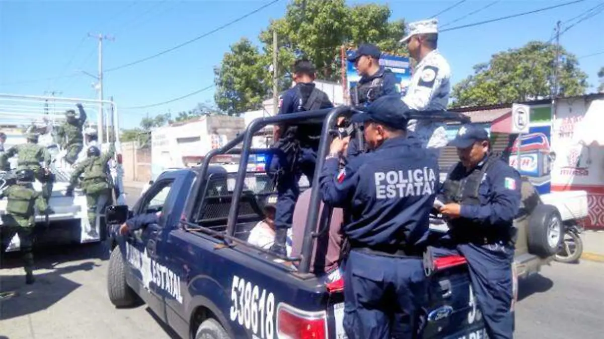 policias
