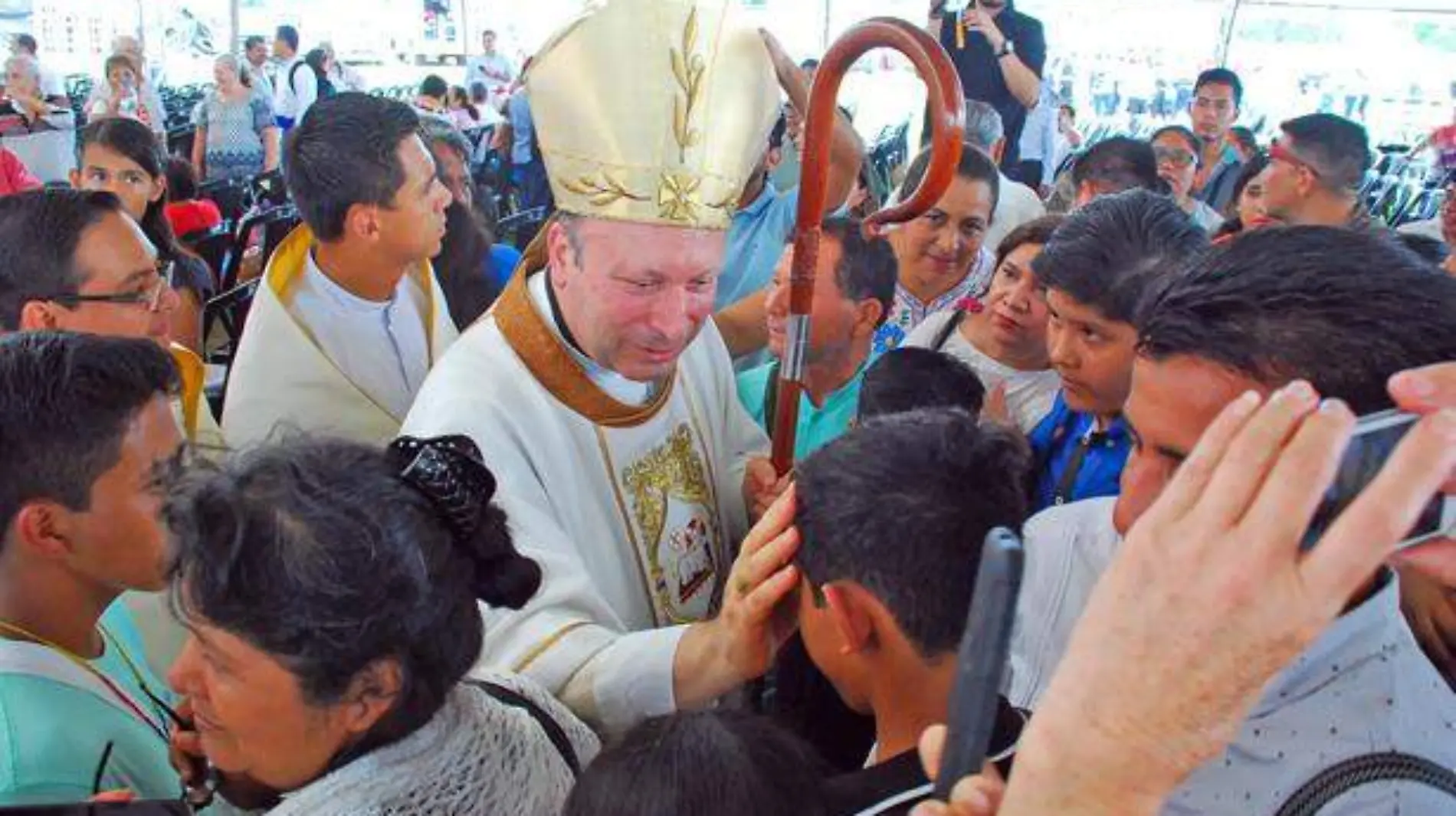 Estar-con-el-pueblo,-papel-de-la-Iglesia