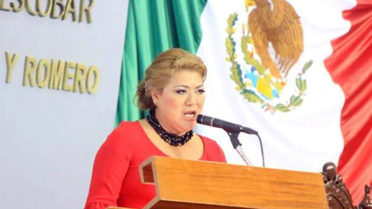 maria-esther-ivan-salcnehz