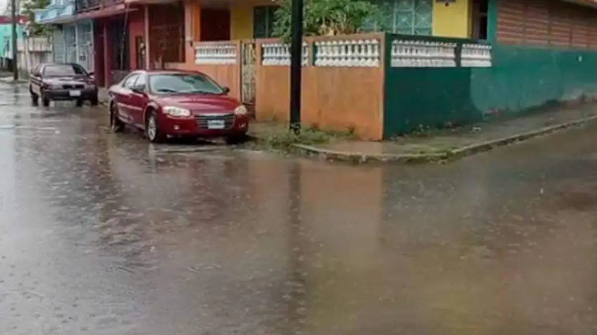 Lluvia-Calles-Iván