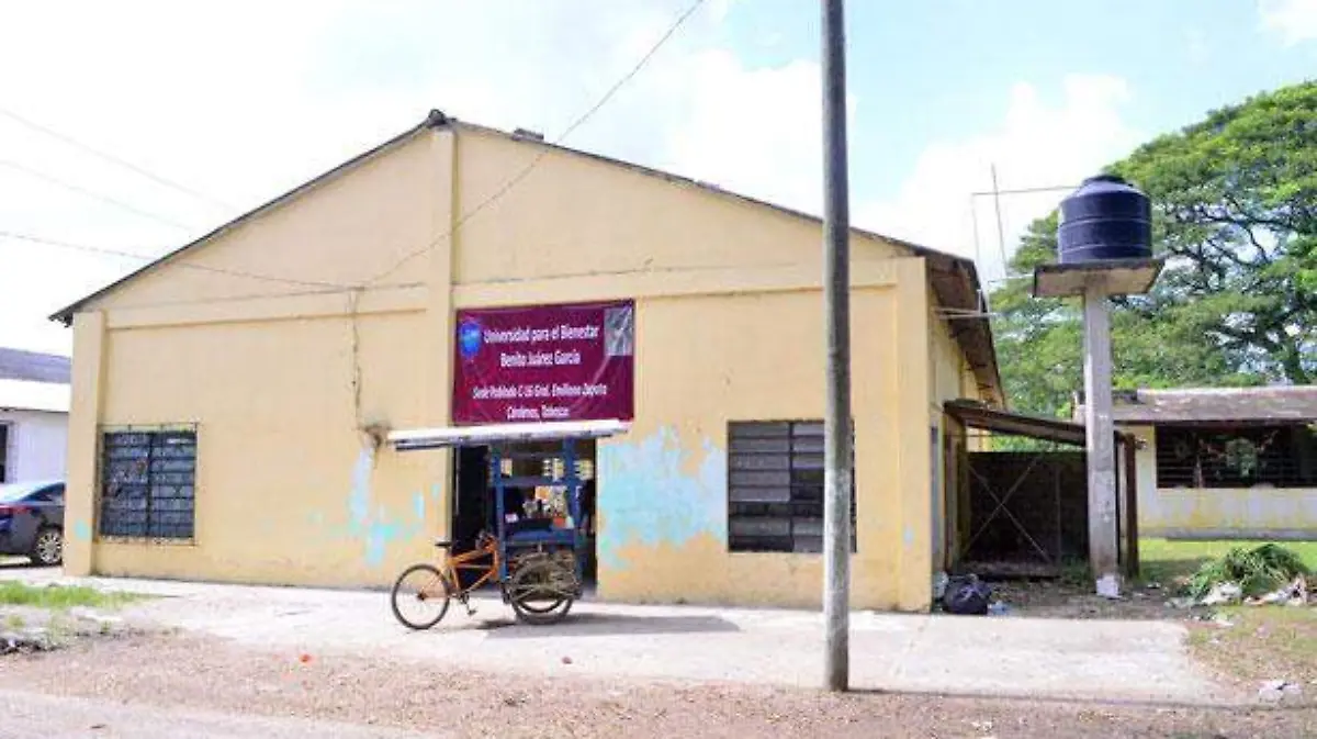 UNIVERSIDAD-PARA-EL-BIENESTAR-SOCIAL-CARLOS-PEREZ-(11)