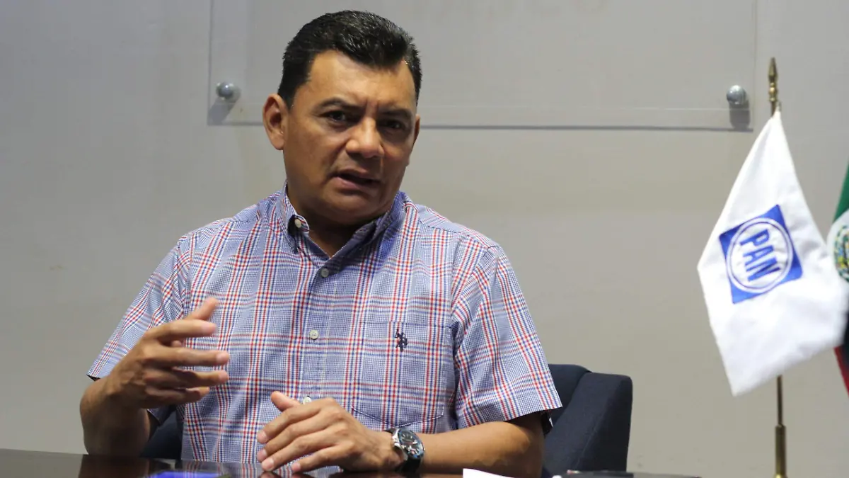 PEDRO GABRIEL PAN-CARLOS PEREZ (2)
