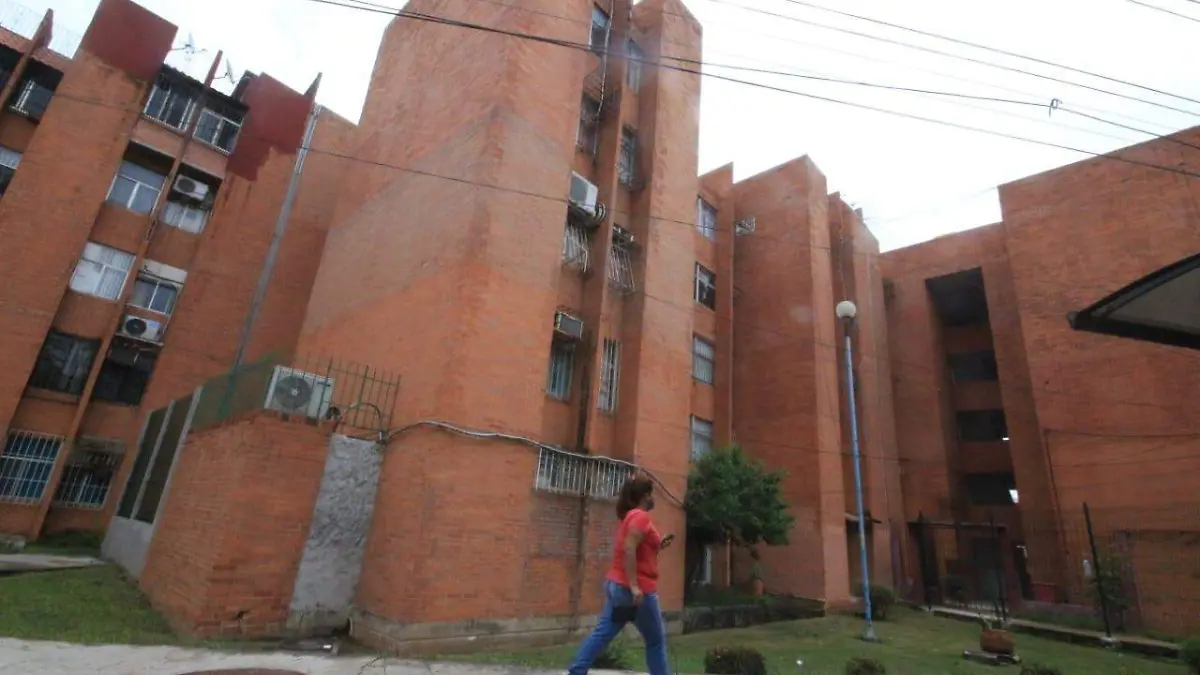 CONJUNTOS HABITACIONALES AFECTADOS POR SISMO-IVAN SANCHEZ (7)