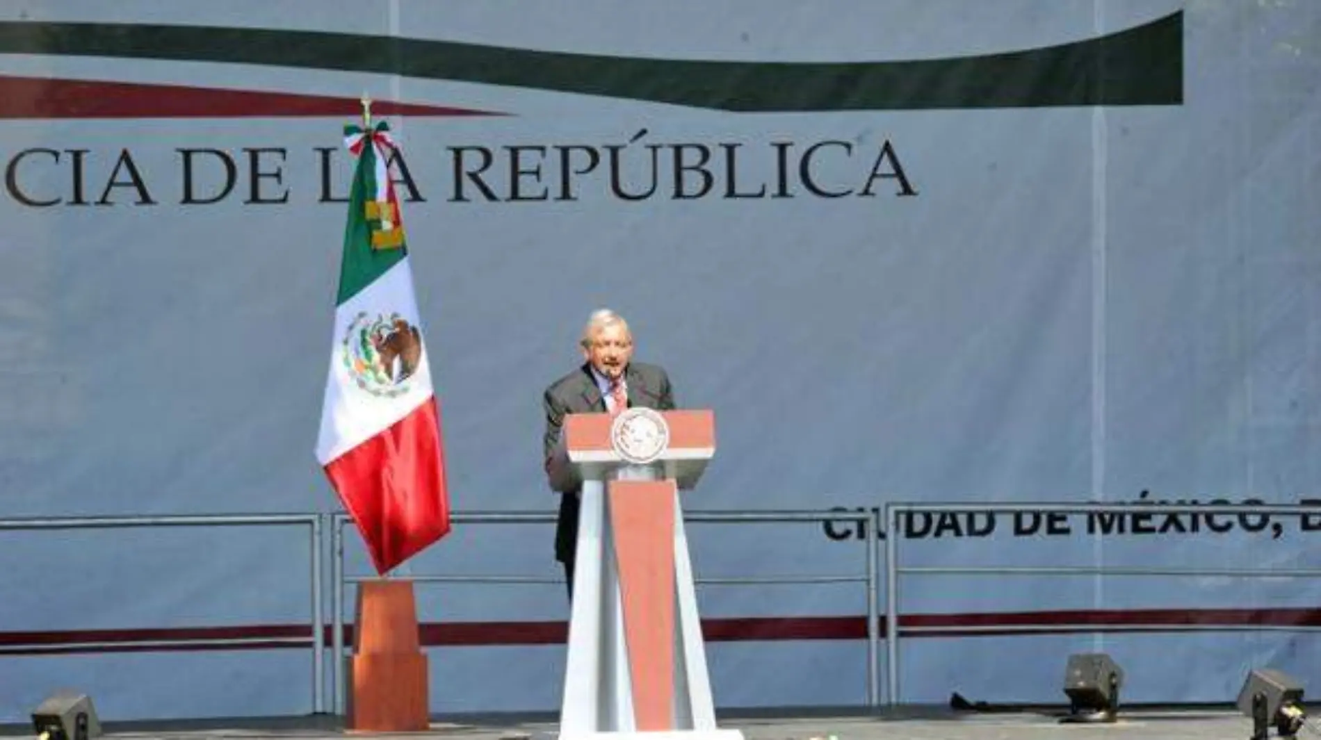 AMLO