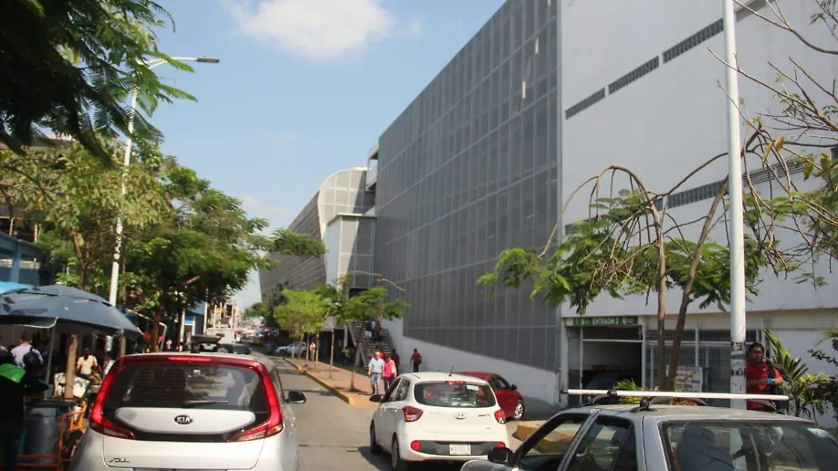 ee356881-ed82-4598-9872-f2633c398676