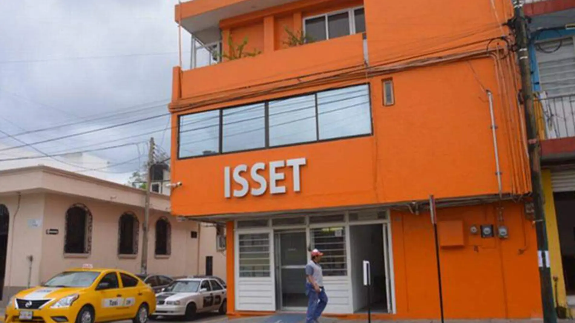 isset-Iván