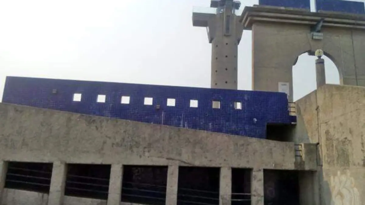 Denuncian-transeúntes-falta-de-vigilancia-en-puente-“Solidaridad”