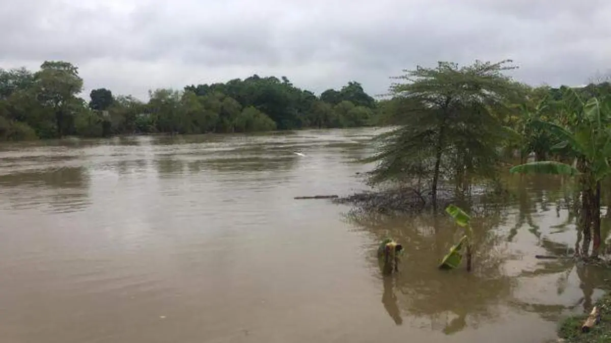 RIO GRIJALVA-CARLOS PEREZ (2)