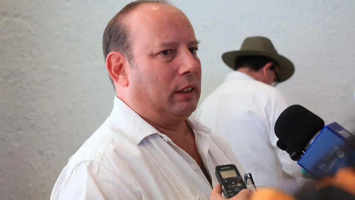 Afecta la Ley de Control de Tabaco al sector restaurantero local