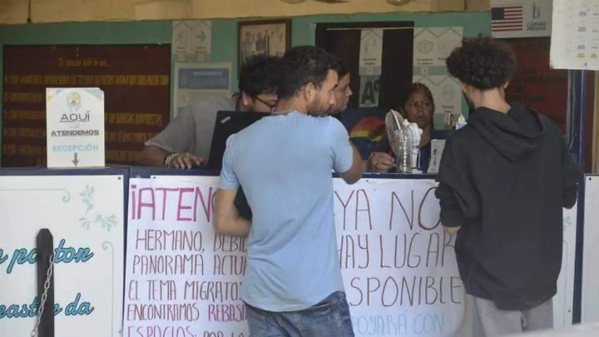 Refugio Amparito se encuentra en su máxima capacidad con 130 migrantes