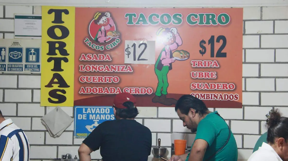 Taquerías comienzan a subir sus precios en Tabasco