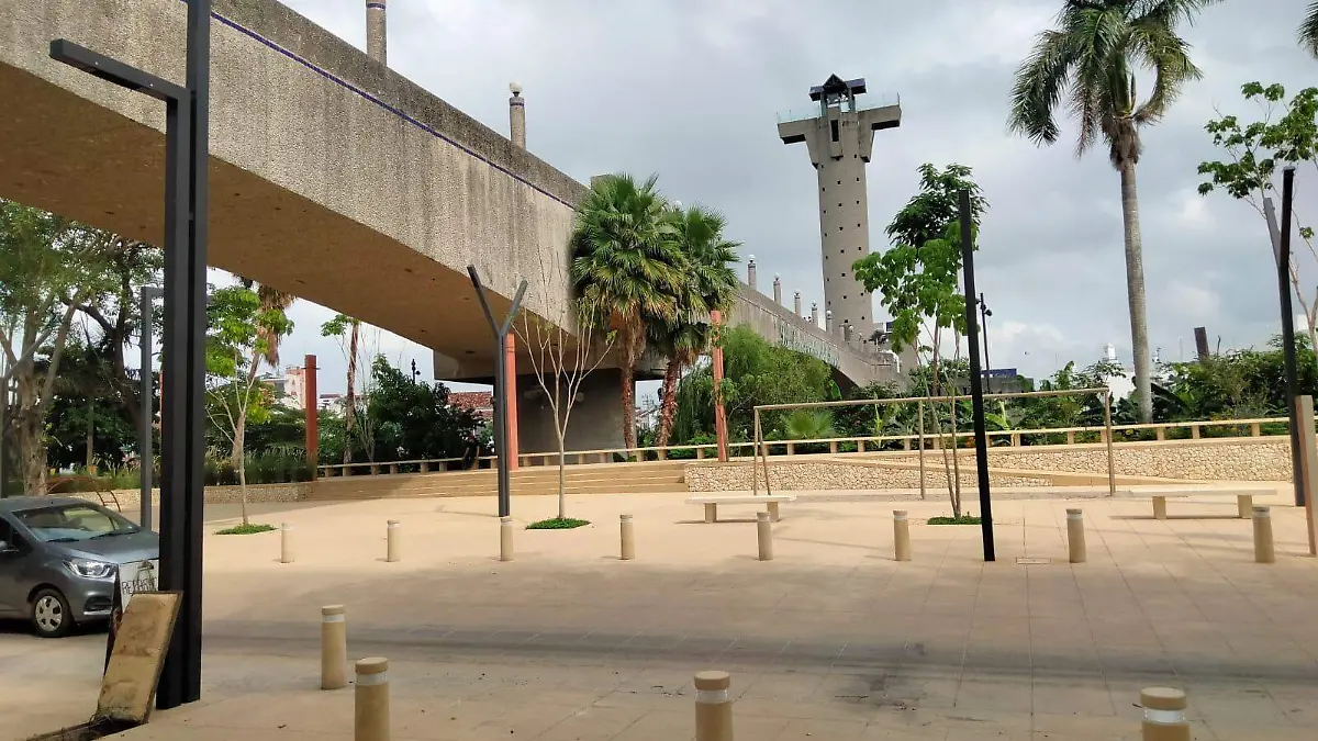 comercio del parque La Mano