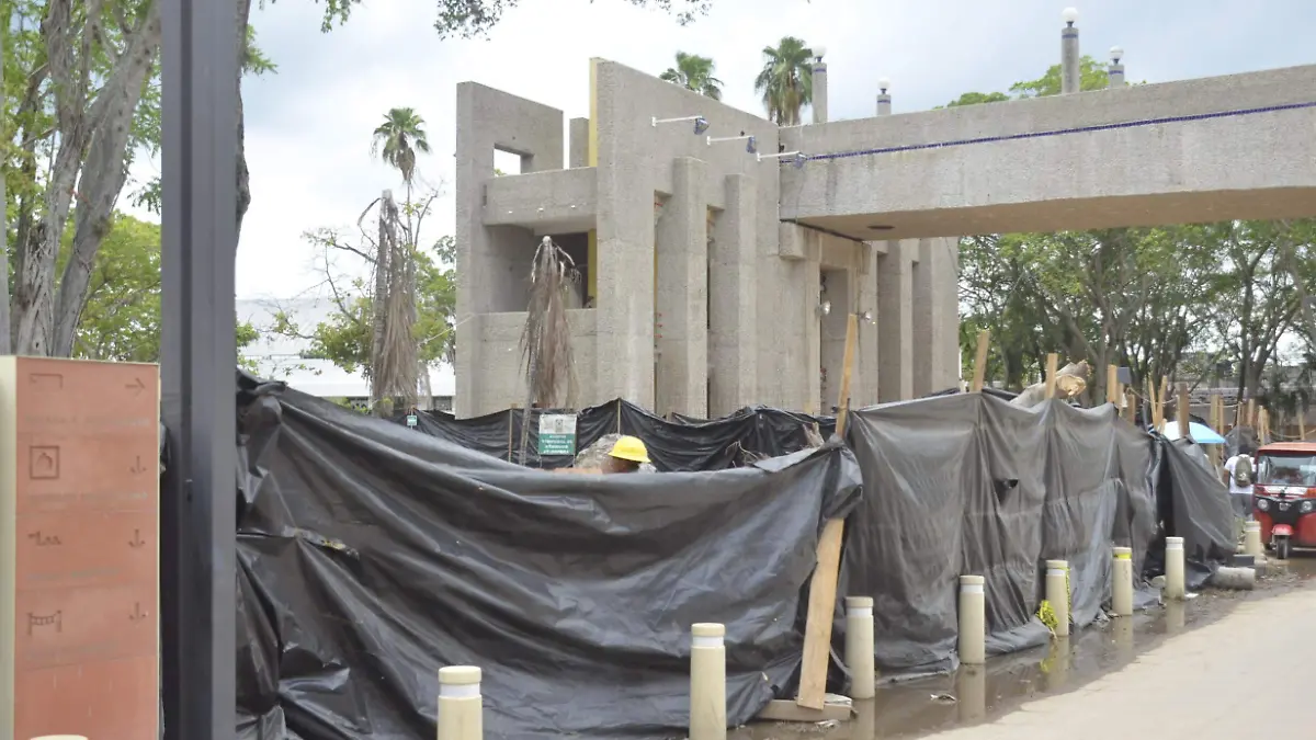 Obras de la 4T en Tabasco: Caras e interminables