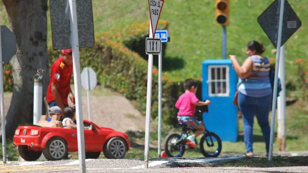 e39a80f7-e7d1-48ec-81c7-747a090bc550