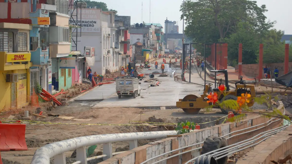 Obras de la 4T en Tabasco: Caras e interminables