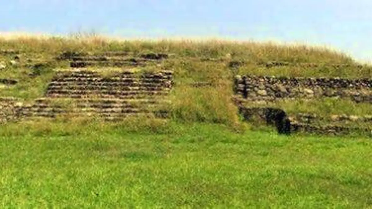 SAN-CLAUDIO-TENOSIQUE-CARLOS-PEREZ
