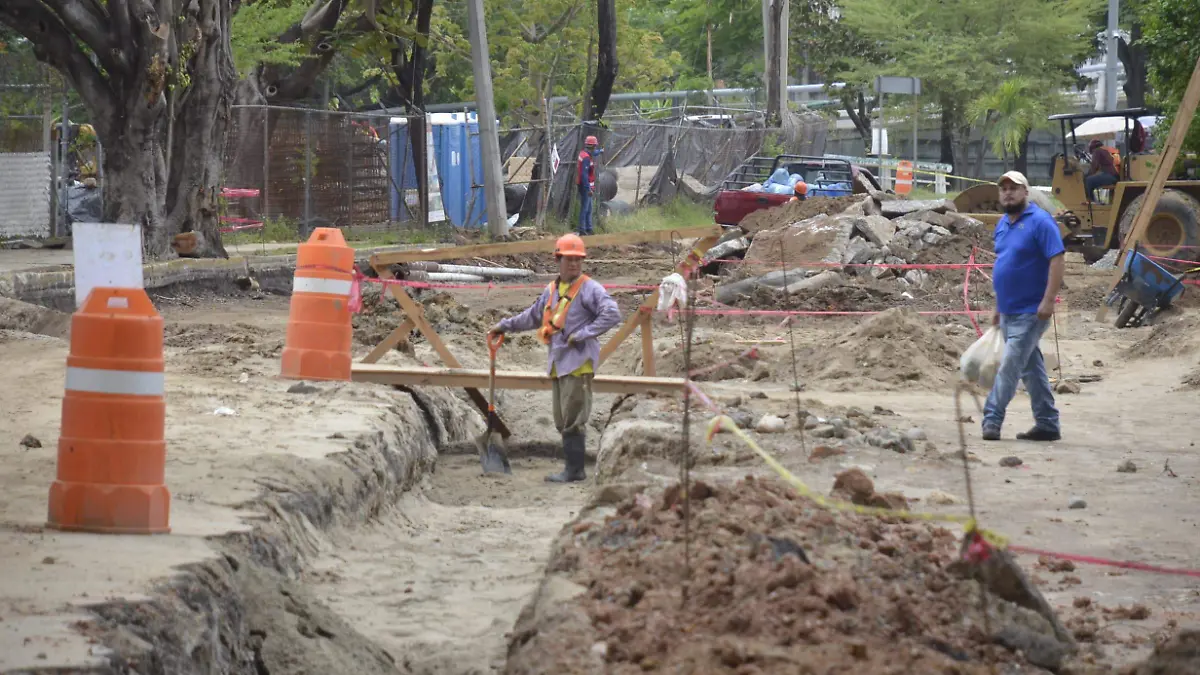 Obras de la 4T en Tabasco: Caras e interminables