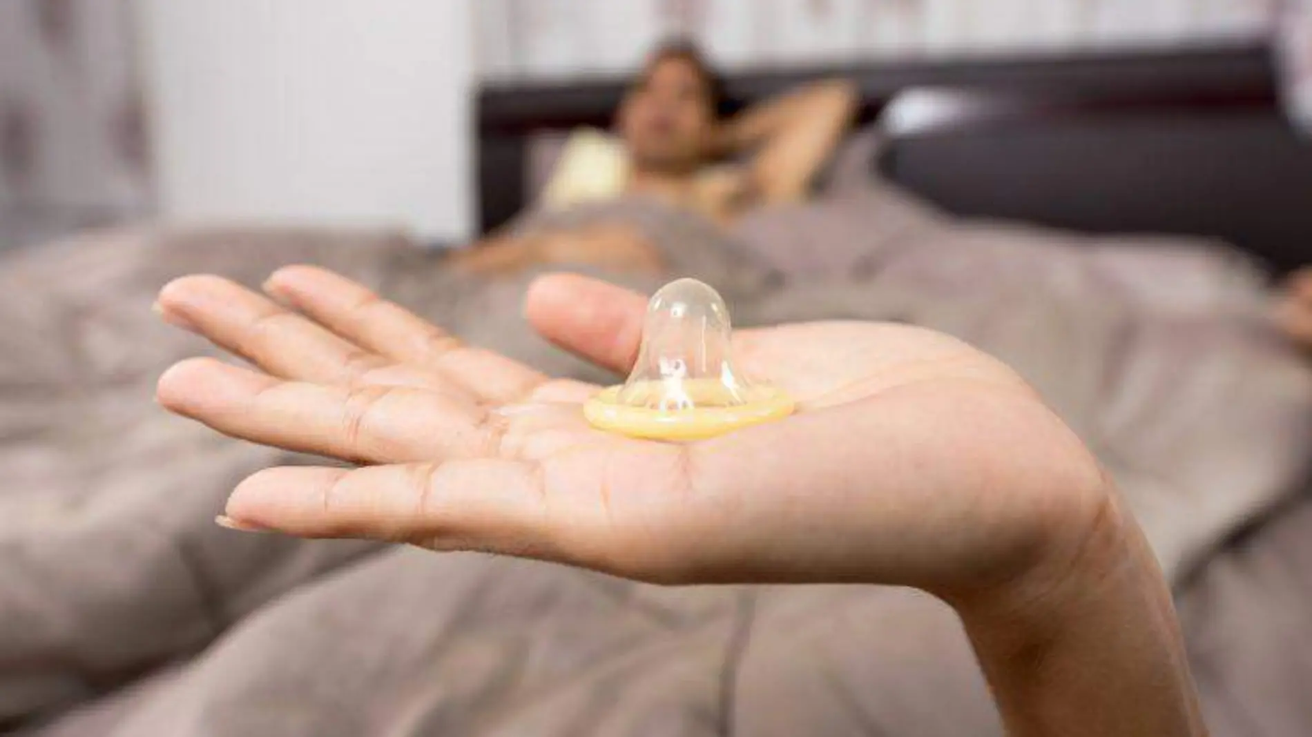 condom-1822413_1280-740x509